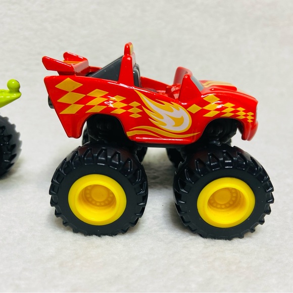 3” Blaze and the Monster Machines Diecast Trucks Zag + Blaze - Picture 6 of 11